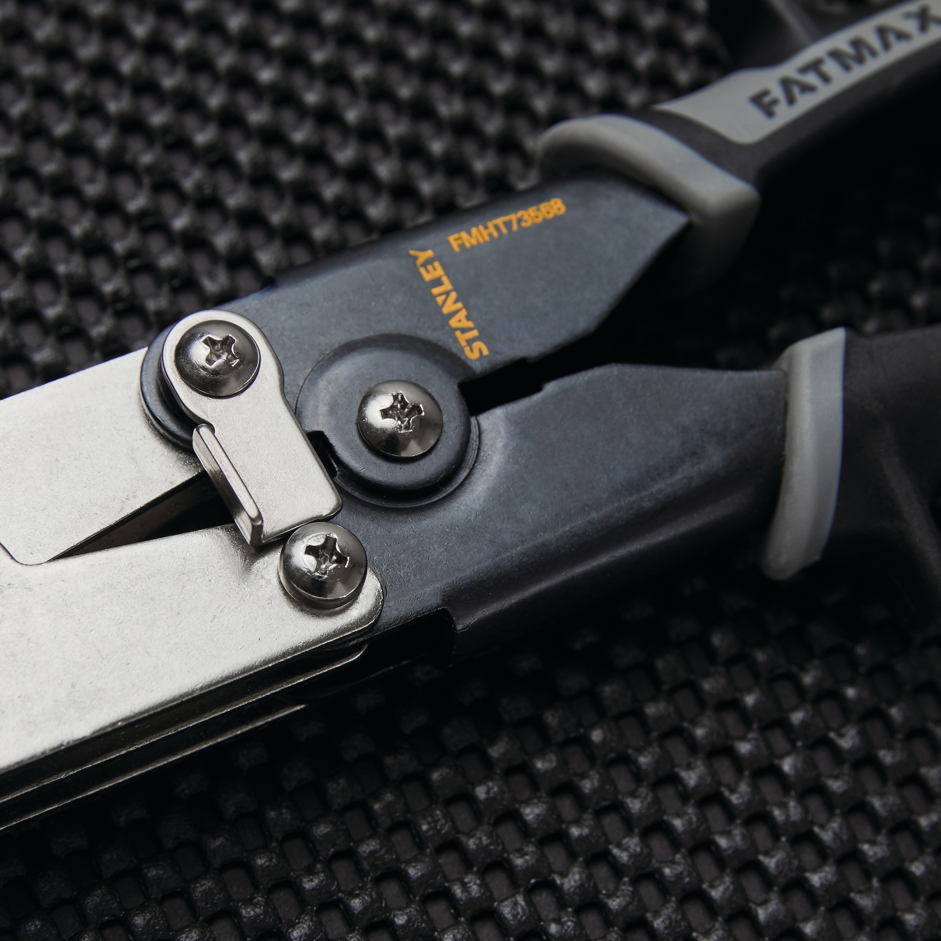 Stanley FMHT73568 FatMax Snip Crimper