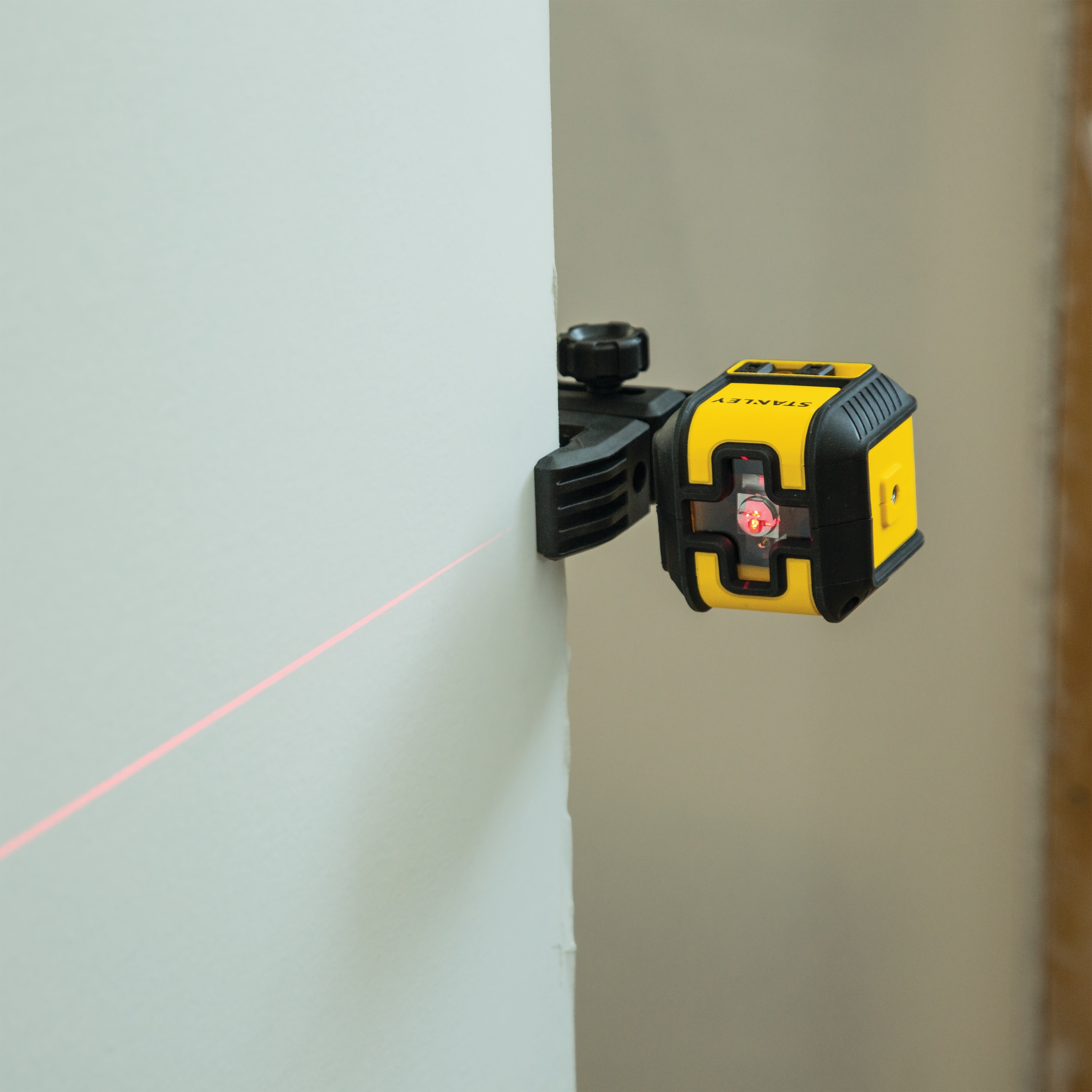 Stanley Tools - CUBIX Red Beam Cross Line Laser Level - STHT77498