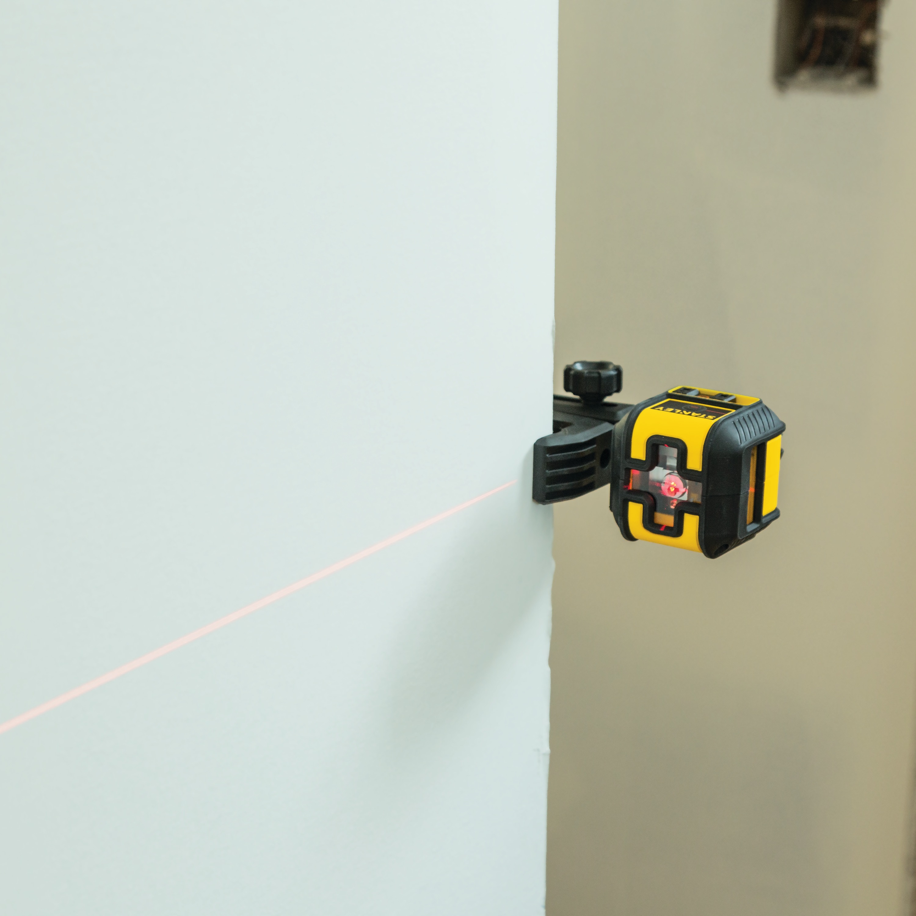 Stanley Tools - CUBIX Red Beam Cross Line Laser Level - STHT77498