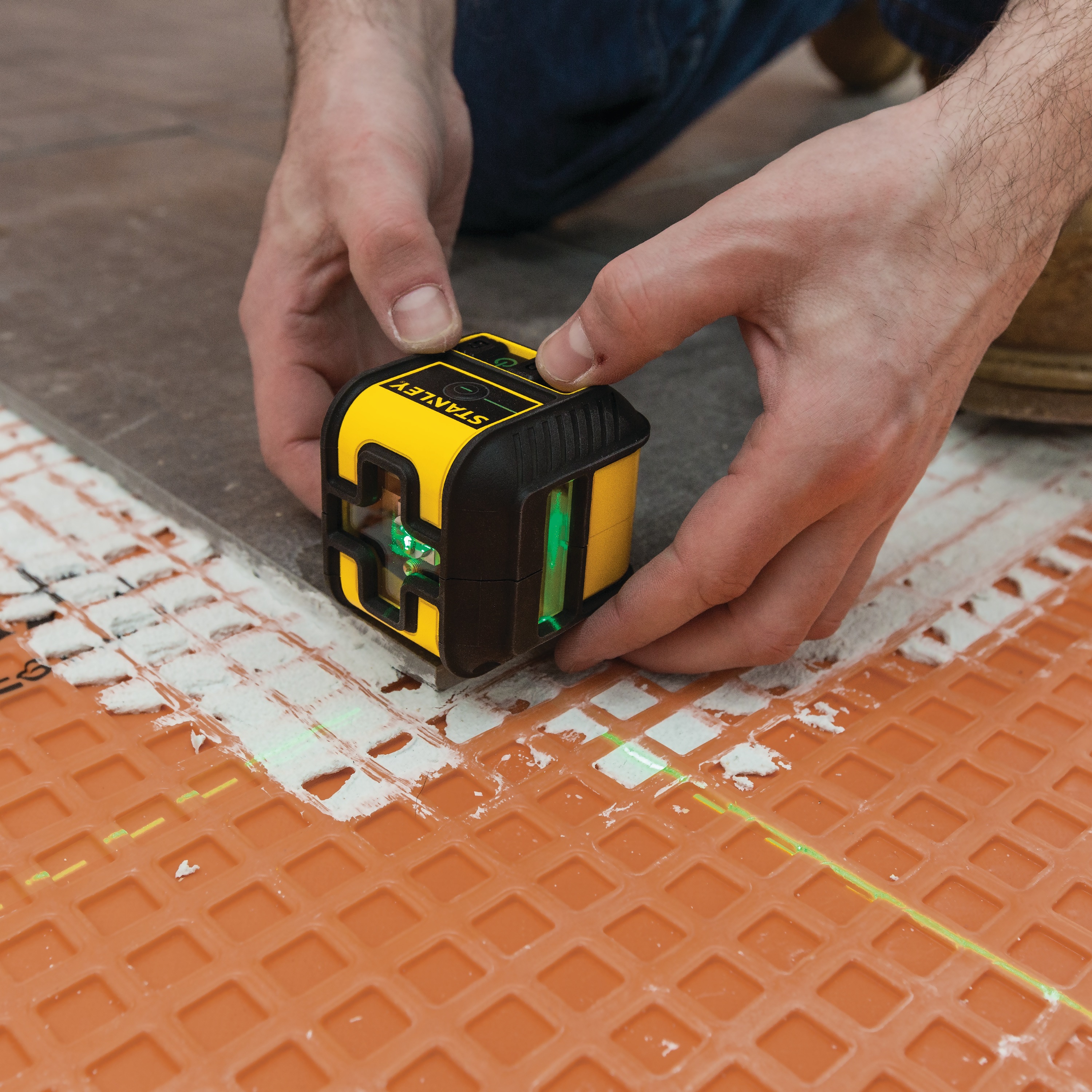 Stanley Tools - Cross90 Green Beam Multi Cross Line Laser Level - STHT77592