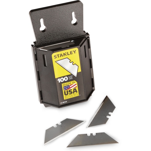 STANLEY 11-921A utility blades pack with three exposed blades, angled front view, photography.