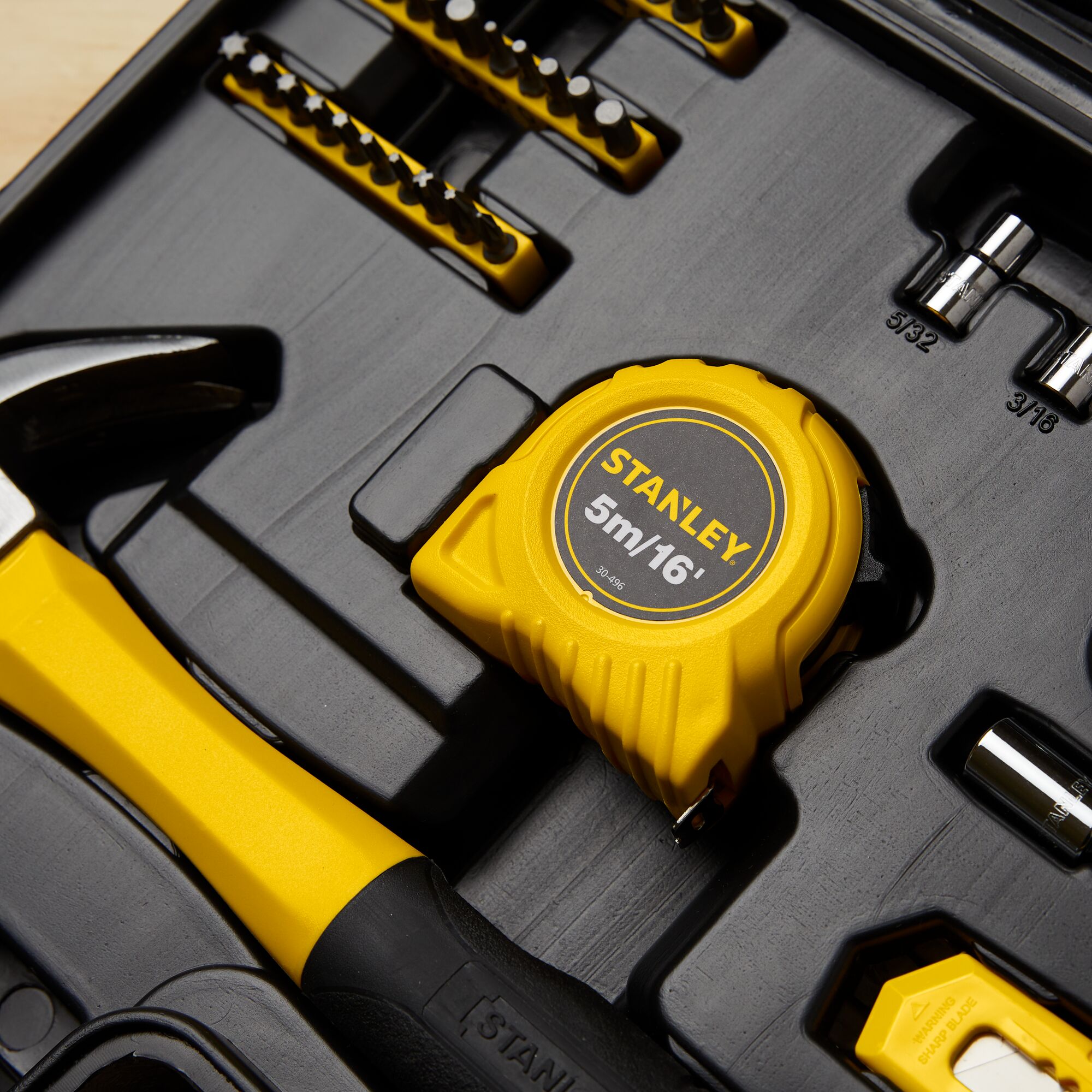 65 pc Homeowner's Tool Kit | STANLEY