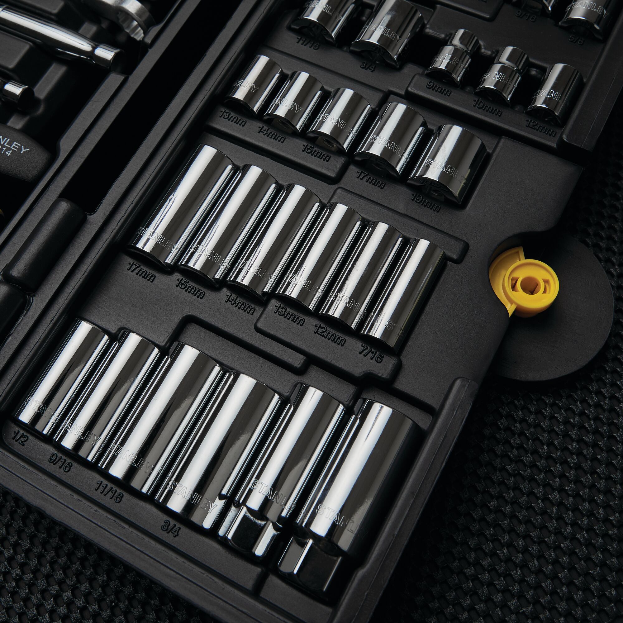 150 pc Mechanic's Tool Set | STANLEY