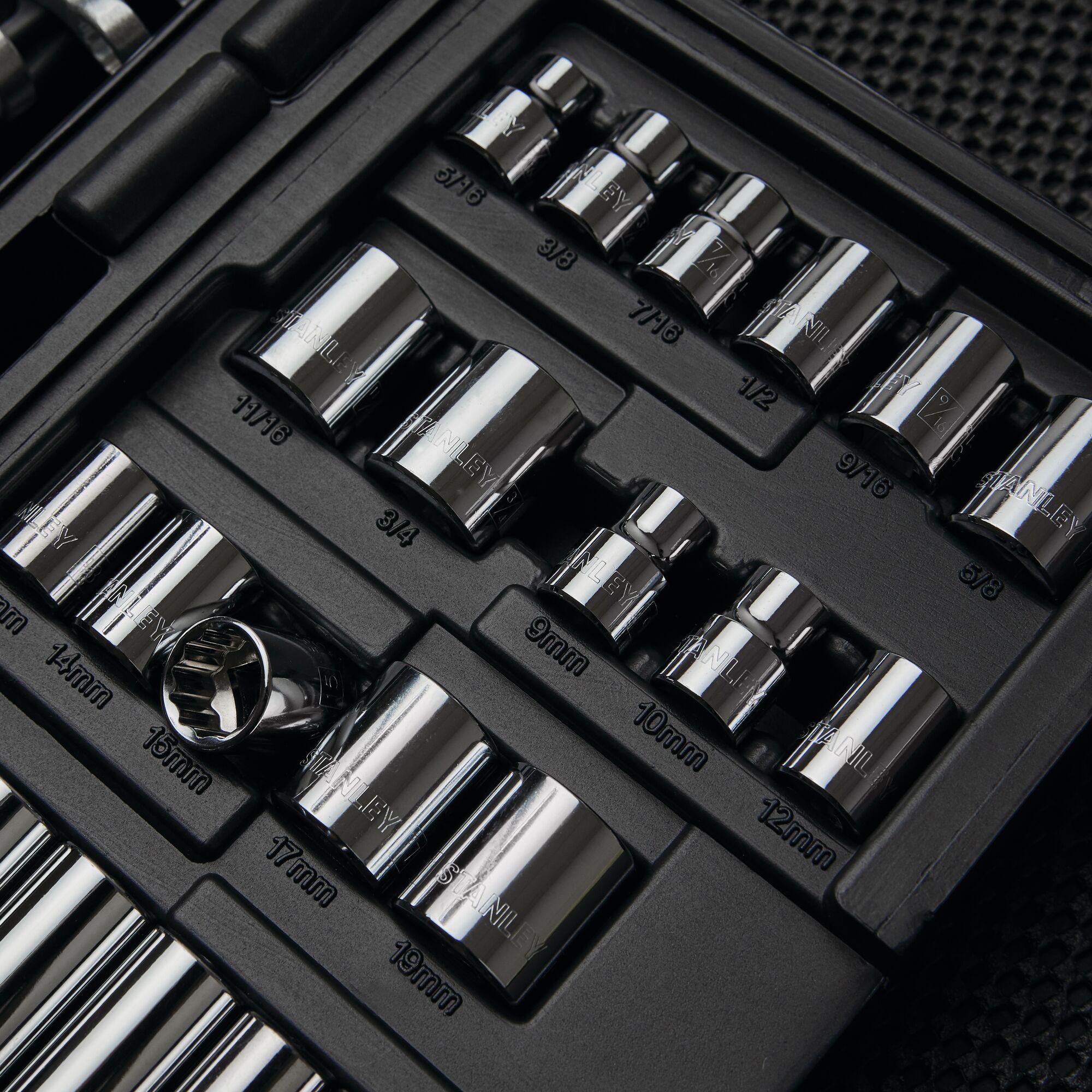 150 pc Mechanic's Tool Set | STANLEY