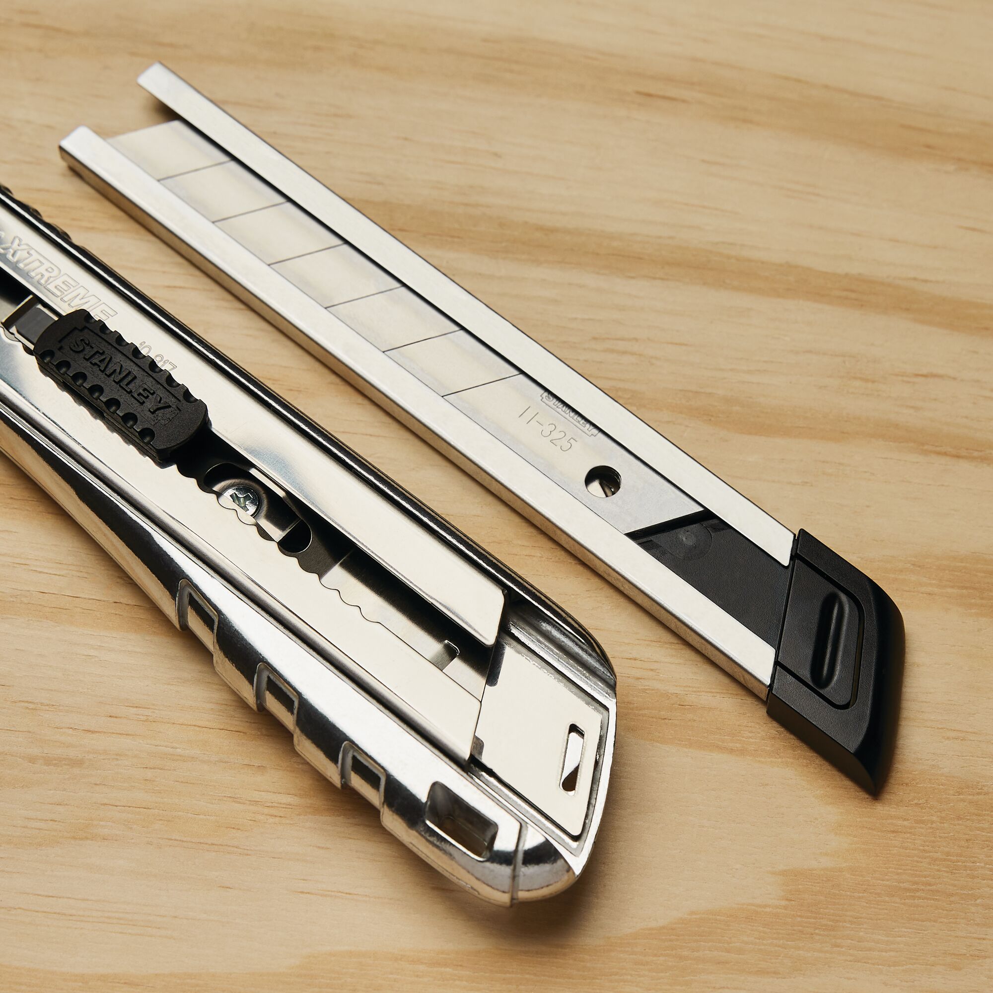 25mm STANLEY® FATMAX® Xtreme Snap Blade Knife thumbnail 6