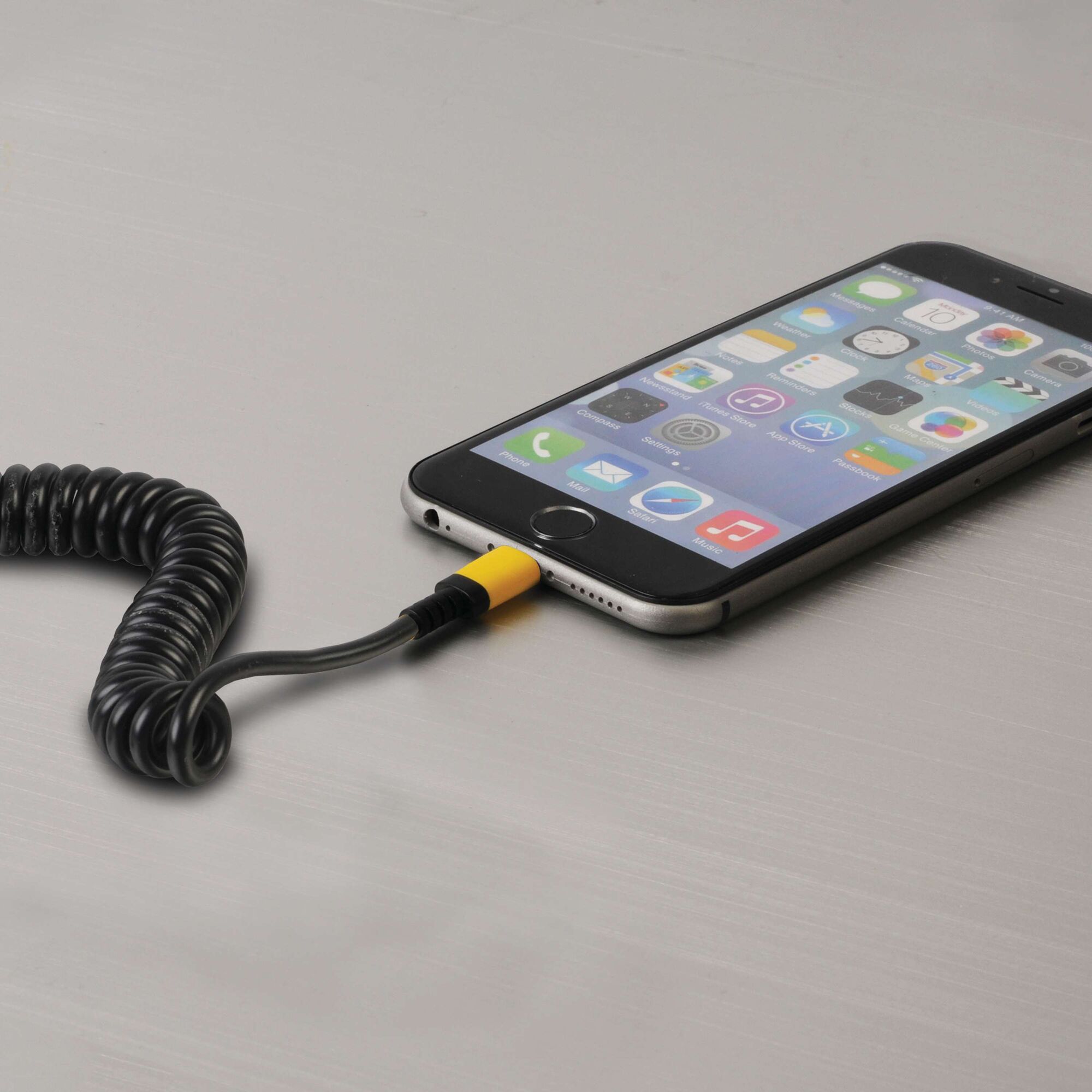 Coiled Cable for Lightning thumbnail 2