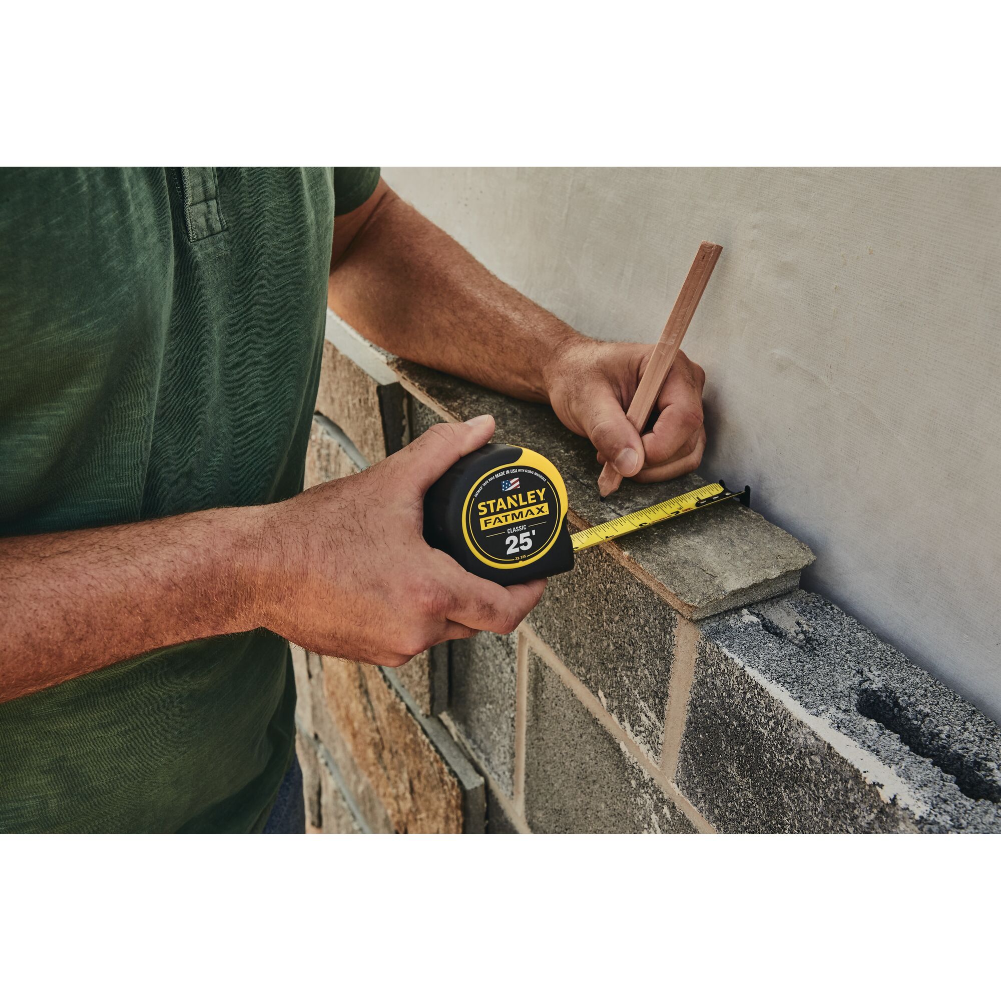 STANLEY® FATMAX® 25 ft. Classic Tape Measure thumbnail 12