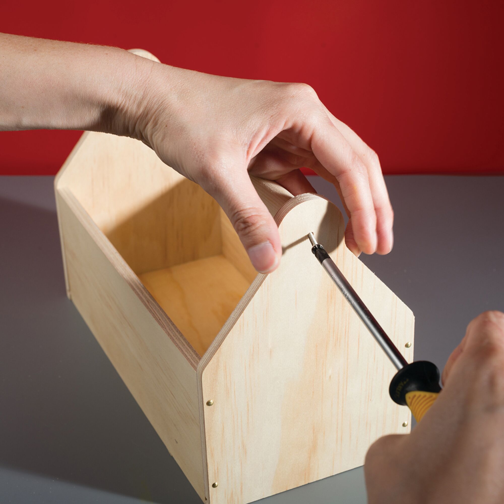 STANLEY Jr. Wooden DIY Kit - Toolbox thumbnail 4