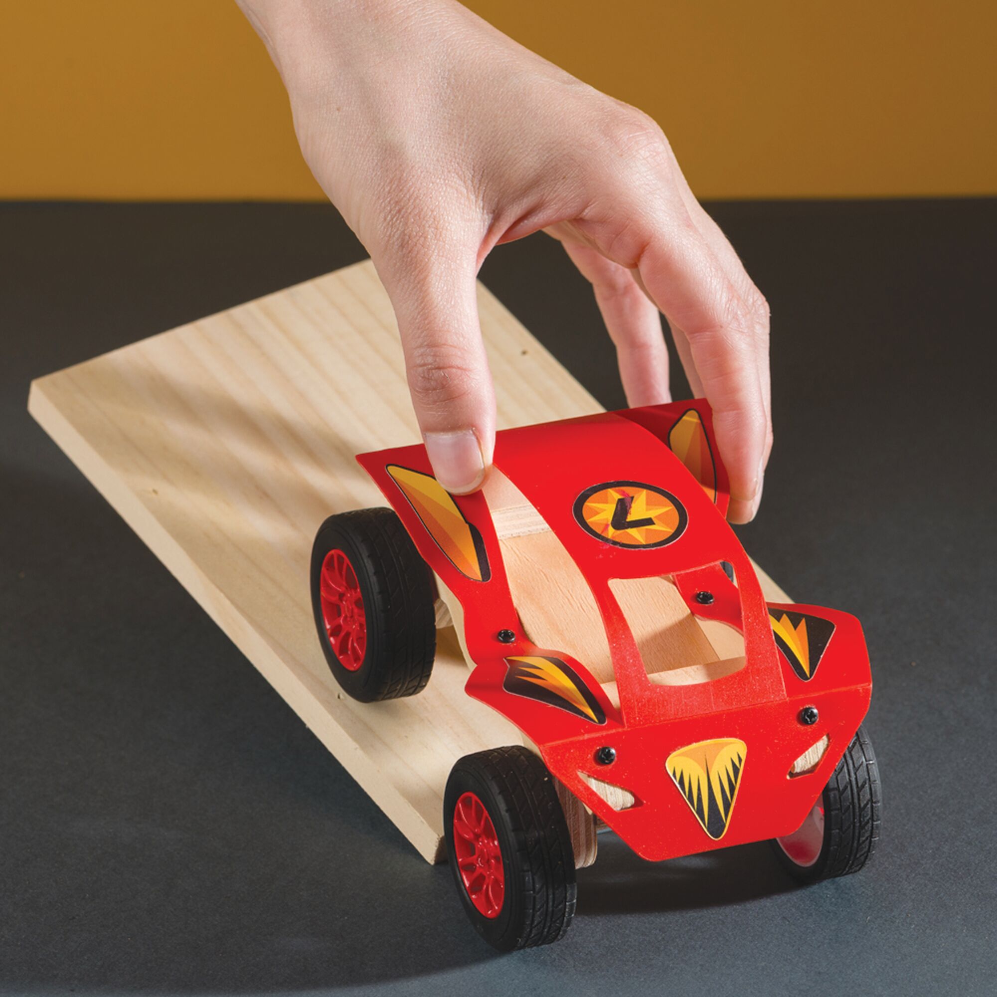STANLEY Jr. Wooden DIY Kit - Monster Truck thumbnail 6