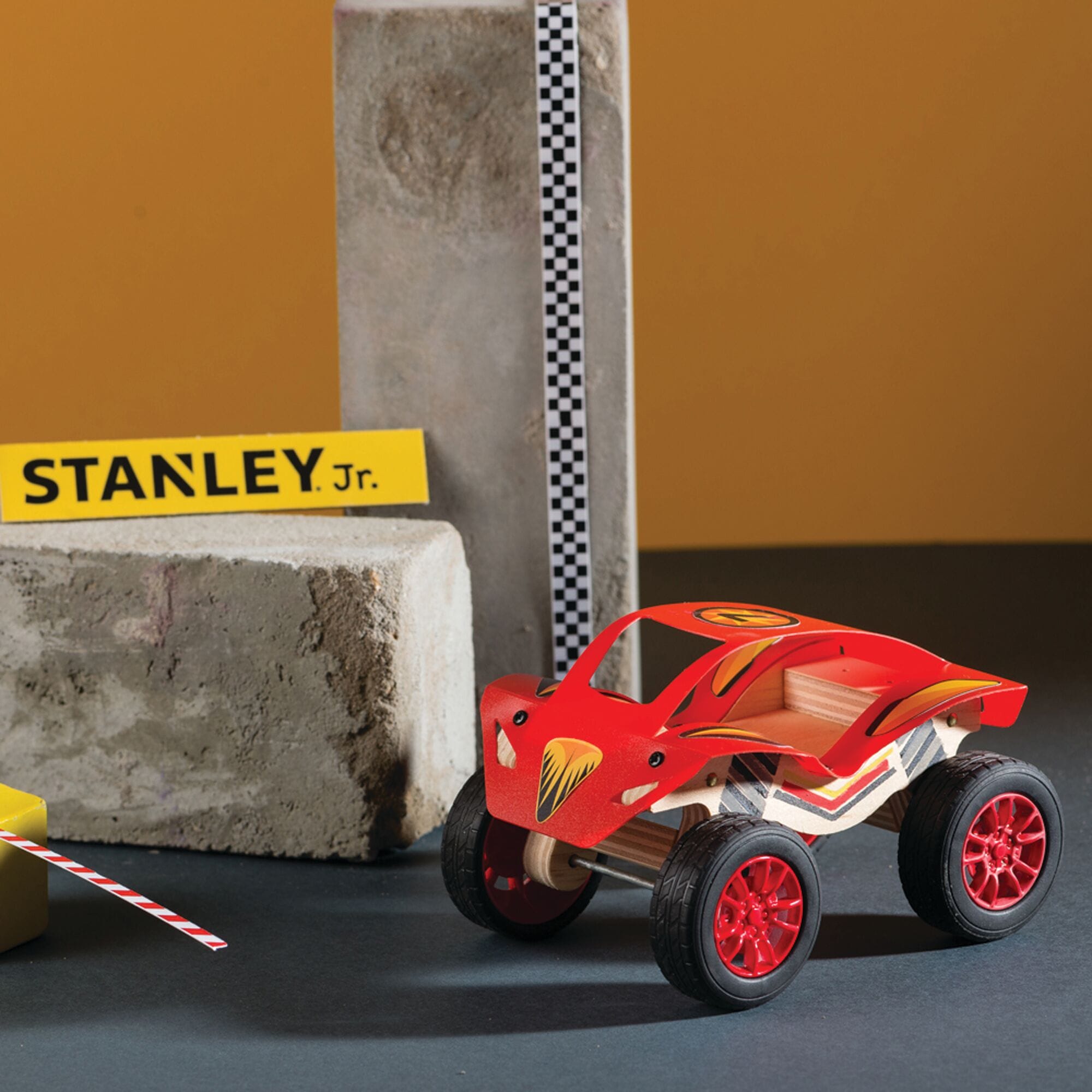 STANLEY Jr. Wooden DIY Kit - Monster Truck thumbnail 7