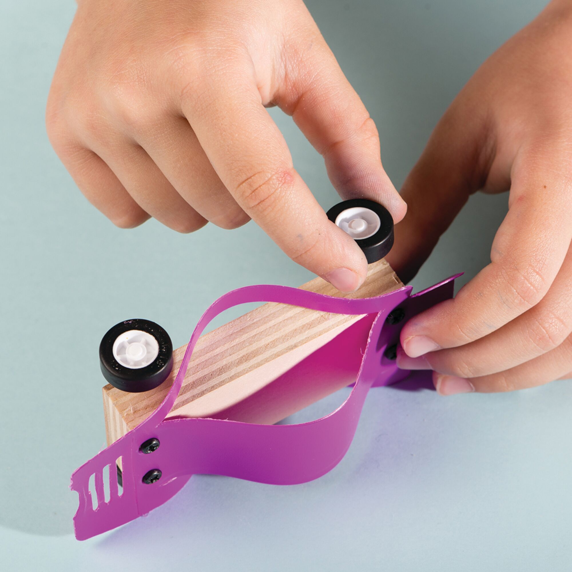 STANLEY Jr. Wooden DIY Kit - Road Racer thumbnail 4