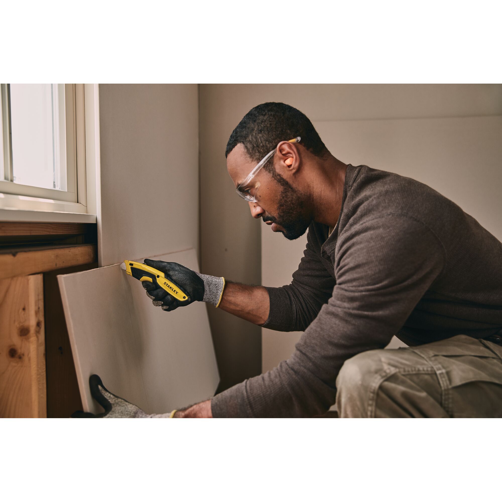 Retractable Utility Knife thumbnail 7