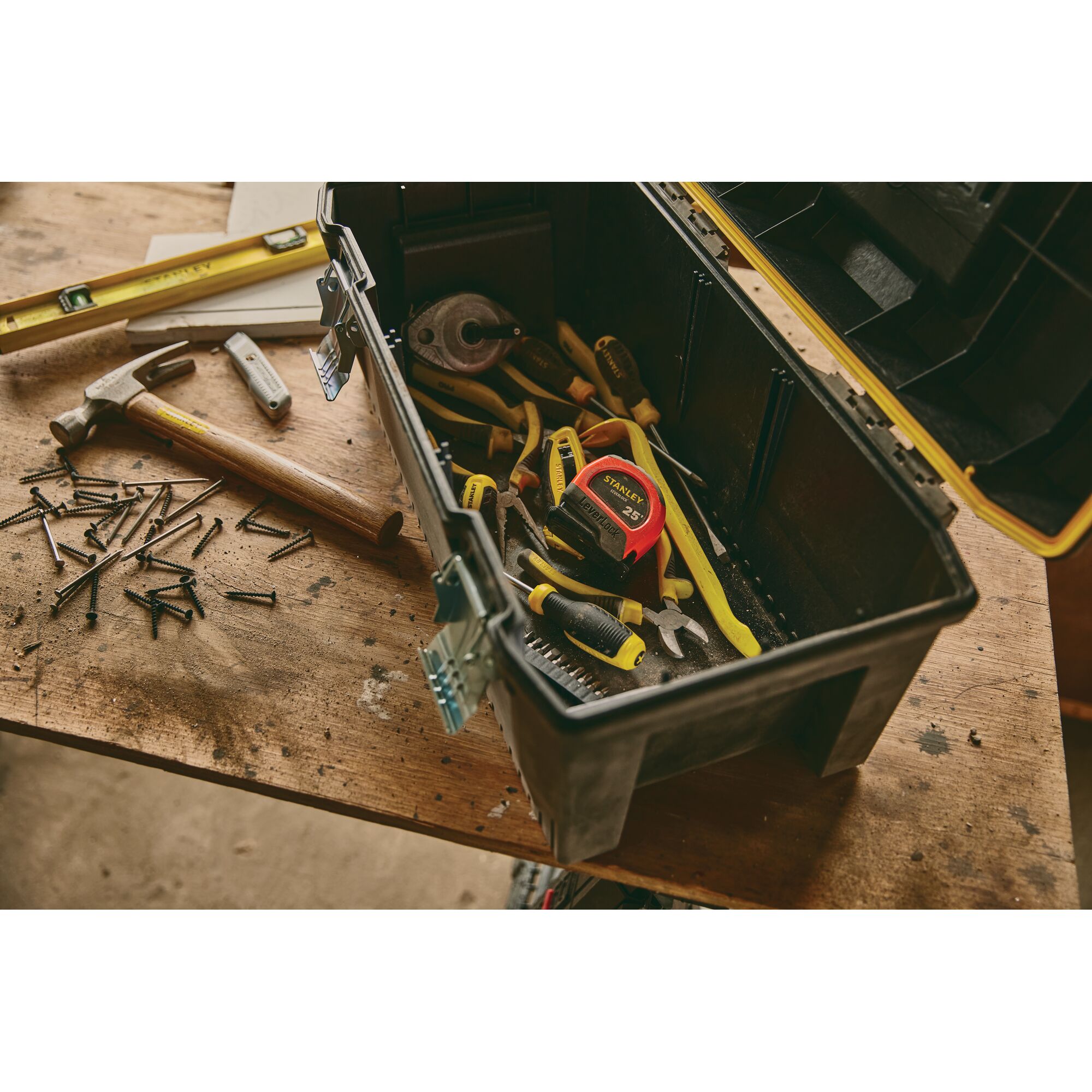 25 ft High-Visibility LEVERLOCK® Tape Measure thumbnail 6