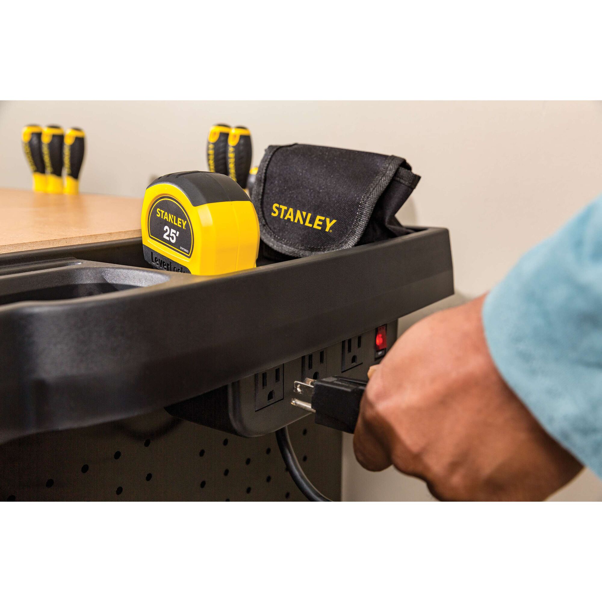 STANLEY® 100 Series 31 in 5-Drawer Mobile Workbench thumbnail 9