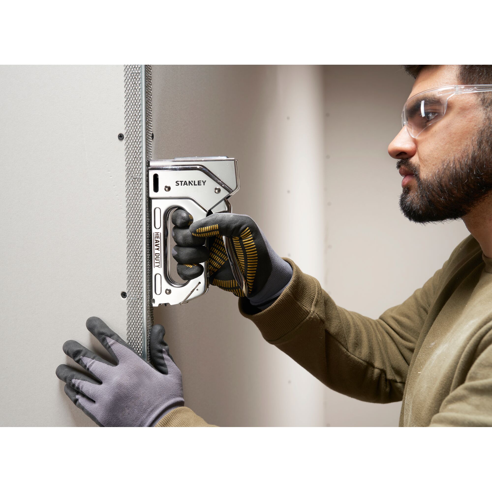 STANLEY® Heavy-duty Steel Staple gun thumbnail 2